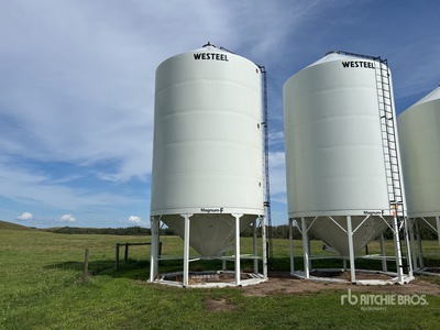 2015 Westeel 1620 Magnum-F +/- 4800 bu Fertilizer Hopper Cassone per grano