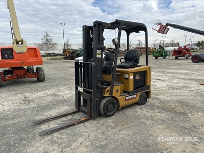 Cat EC15K 電動フォークリフト