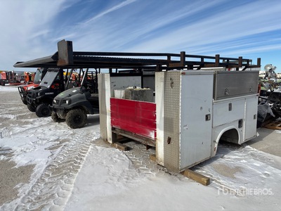 Ladder/Lumber Rack サービスボディ