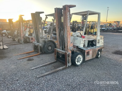 Nissan 4400 lb Cushion Tire Forklift (Inoperable)