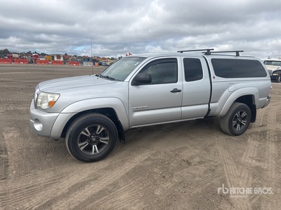 2010 Toyota Tacoma 4x4 Extended Cab Pickup