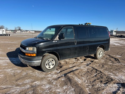 2008 Chevrolet Express G2500 Passenger Van