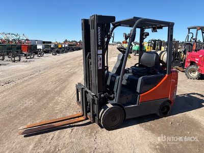Toyota GC30P-5 5150 lb Cushion Tire Forklift