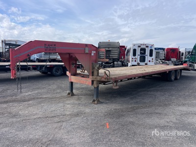 2008 Towmaster 30TADGN 35 ft T/A Gooseneck Remorque pour équipement