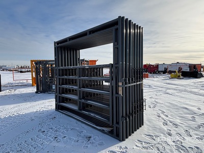 Quantity of (16) 9 ft 6 in Magnum Frame Livestock Gate