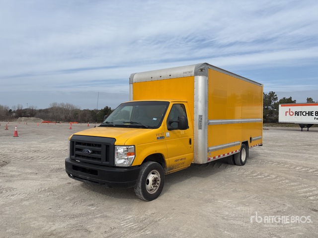 2019 Ford E-350 4x2 Van Truck