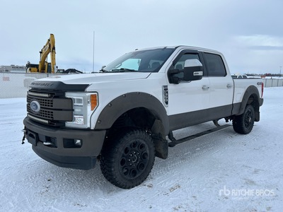2017 Ford F-350 Platinum 4x4 Crew Cab Pickup