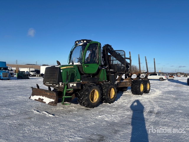 2011 John Deere 1010E 8x8 Log Forwarder | Ritchie Bros. Auctioneers
