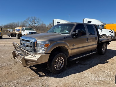 2011 Ford F-250 XLT 4x4 Crew Cab Flatbed Truck