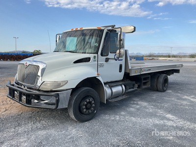 2019 International 4300 Camion con Plataforma Abatible / Rollback Truck