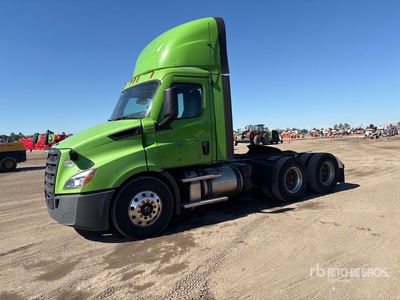 2020 Freightliner Cascadia 116 6x4 تراكتور شاحنة نهارية (ثنائية المحور)