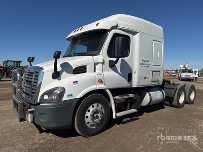 2016 Freightliner Cascadia 113 6x2 T/A Sleeper Truck Tractor