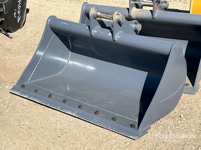 2026 Warrior WBMCC5-1220 48 in Cleanup Excavator Bucket - Fits Cat 305 / 5 - 6 ton (Unused)