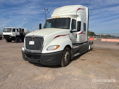2022 International LT625 6x4 T/A Sleeper Truck Tractor