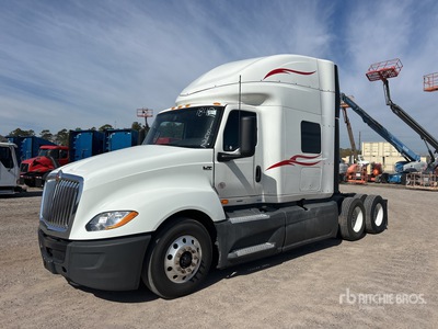 2022 International LT625 6x4 T/A Sleeper Truck Tractor
