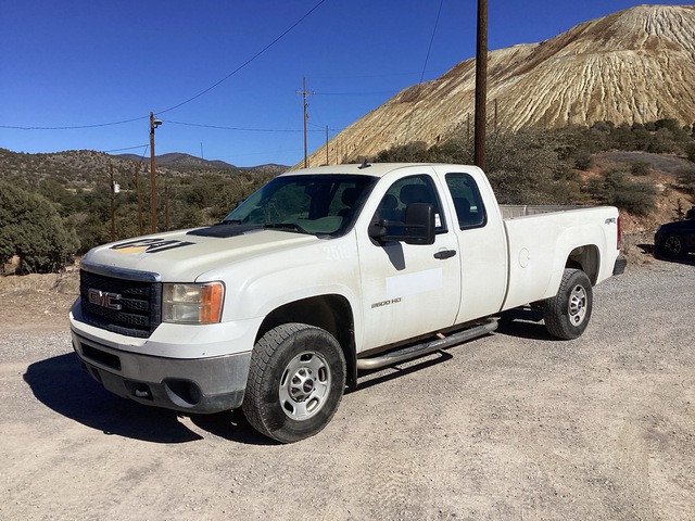 2013 GMC Sierra 2500 HD 4x4 Extended Cab Pickup