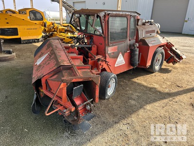 Flory 7678 8 ft 4x2 Hydraulic ナッツスウィーパー (Inoperable)