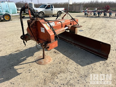 Rhino 120 in プルグレーダー