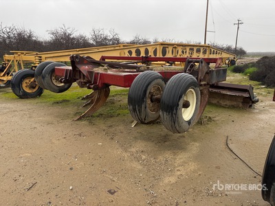 Pioneer 162 in 3-Point 5 Shank Dessoucheuse