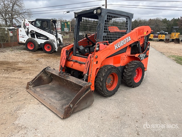 2016 Kubota SSV65 Skid Steer Loader