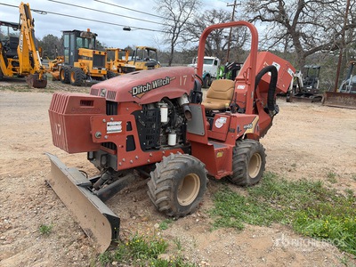 2015 Ditch Witch RT45 4x4 Rotszaag (Inoperable)