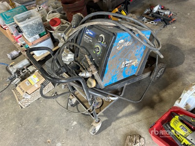 2011 Millermatic Millermatic 211 Auto Set 150 A MIG Saldatrice elettrica