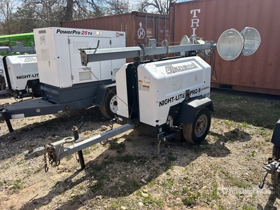 2014 Allmand Night-Lite Pro II 6 W を見 Light Tower