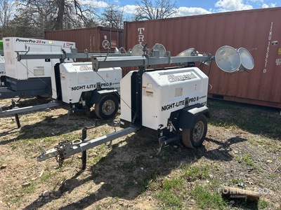 2014 Allmand Night-Lite Pro II 6 W を見 Light Tower