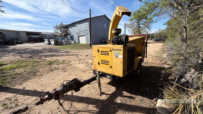 2012 Vermeer BC1000XL Tow-Behind Wood Chipper