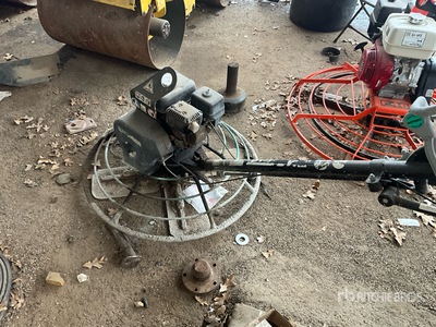 2015 MQ JH55C Power Trowel