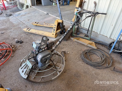 2015 MQ JH55C Power Trowel