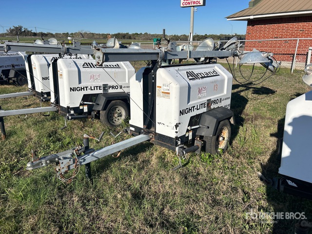 2014 Allmand Night-Lite Pro II 8 kW Light Tower
