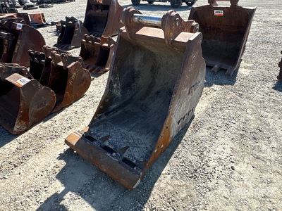 Entek 34 in Cleanup Excavator Bucket - Fits Entek