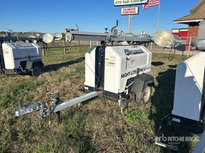2014 Allmand Night-Lite Pro II 8 kW Torre de iluminación