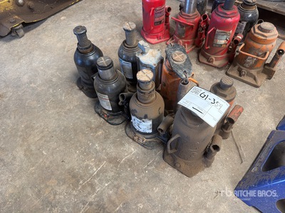 Quantity of (8) Bottle Jacks