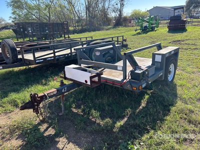 JLG 9 ft S/A Ground Load Trailer