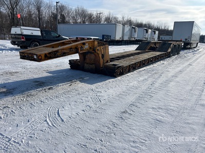 2002 Trail King TK110HDG Tri/A Single Drop Removable Gooseneck Lowboy Trailer