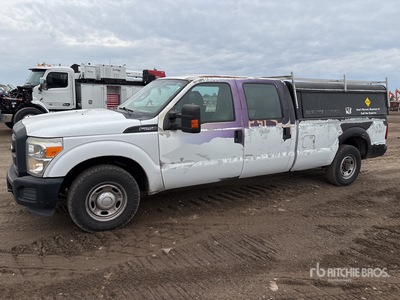 2014 Ford F-250 4x2 Crew Cab Pickup