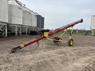 Farm King 8 in x 31 ft مسمار الحبوب