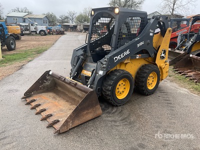 2021 John Deere 318G Chargeuse à direction à glissement