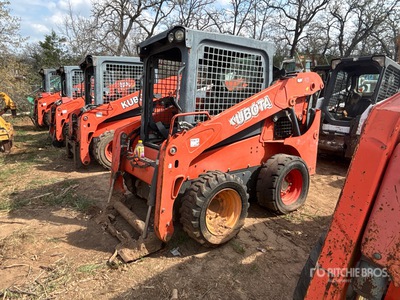 2016 Kubota SSV65 を見 Skid-Steer Loader (Inoperable)