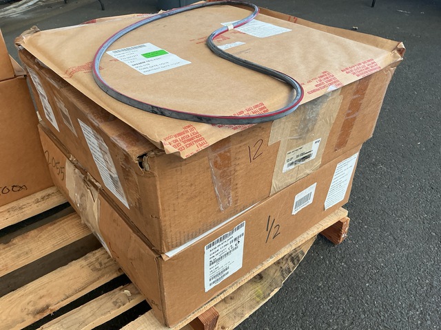 (21) O-Rings, (24) Gaskets, (32) Special Shaped Section Seals & Assorted Items