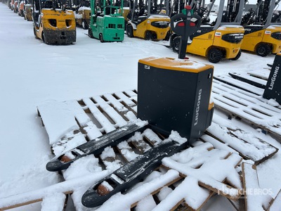 2022 LiuGong CLG2020L-WA 4409 lb Electric Pallet Jack (Unused)