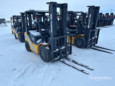 2023 Shantui SFG25 2500 kg Pneumatic Tire Carretilla Elevadora (Unused)