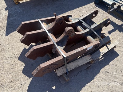 Pemberton 30 in Excavator Thumb - Fits Cat 336