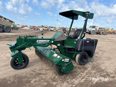 2003 Terramite T5C Miotła samobieżna