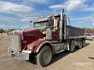 2019 Kenworth T800 8x4 Tri/A Dump Truck