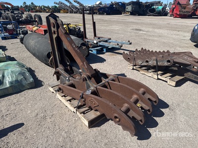 Pemberton 30 in エクスカベーター用ホーパック - Fits Cat 336