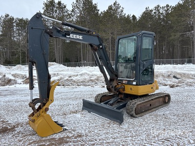 2015 John Deere 35G Mini Excavadora