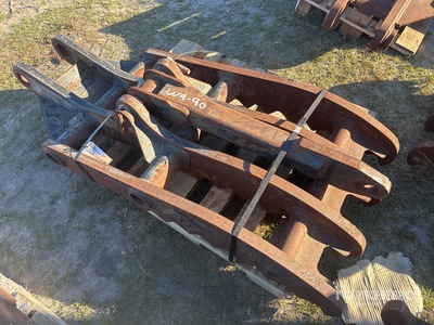 Pemberton 30 in Excavator Thumb - Fits Cat 336